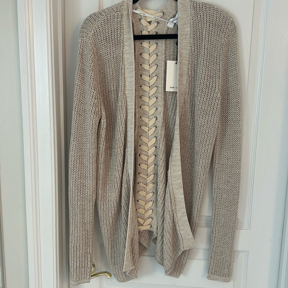 NWT John+Jenn cardigan.